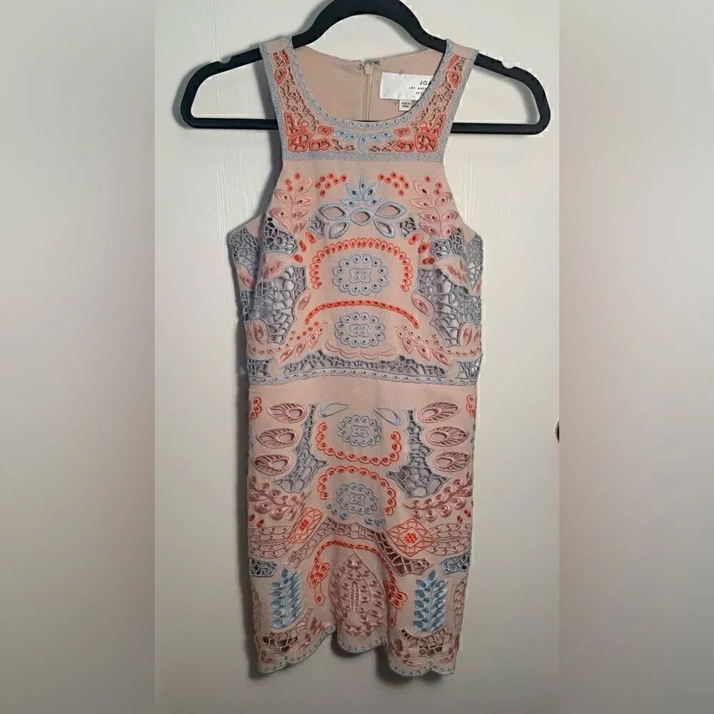 J.O.A. EUC blush pink embroidered bodycon mini sheath dress Size Small